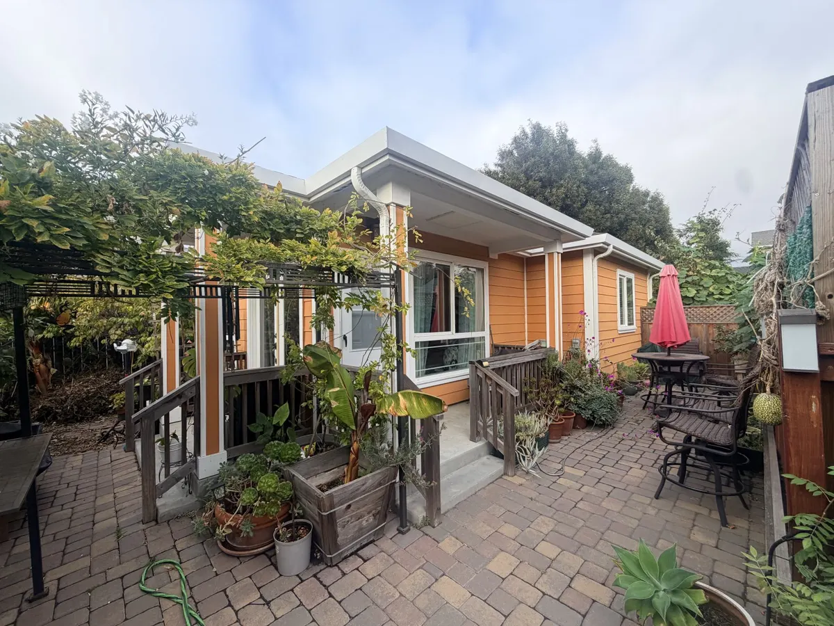 Fully furnished 2 bed 1 bath, sleeps 4 in Richmond