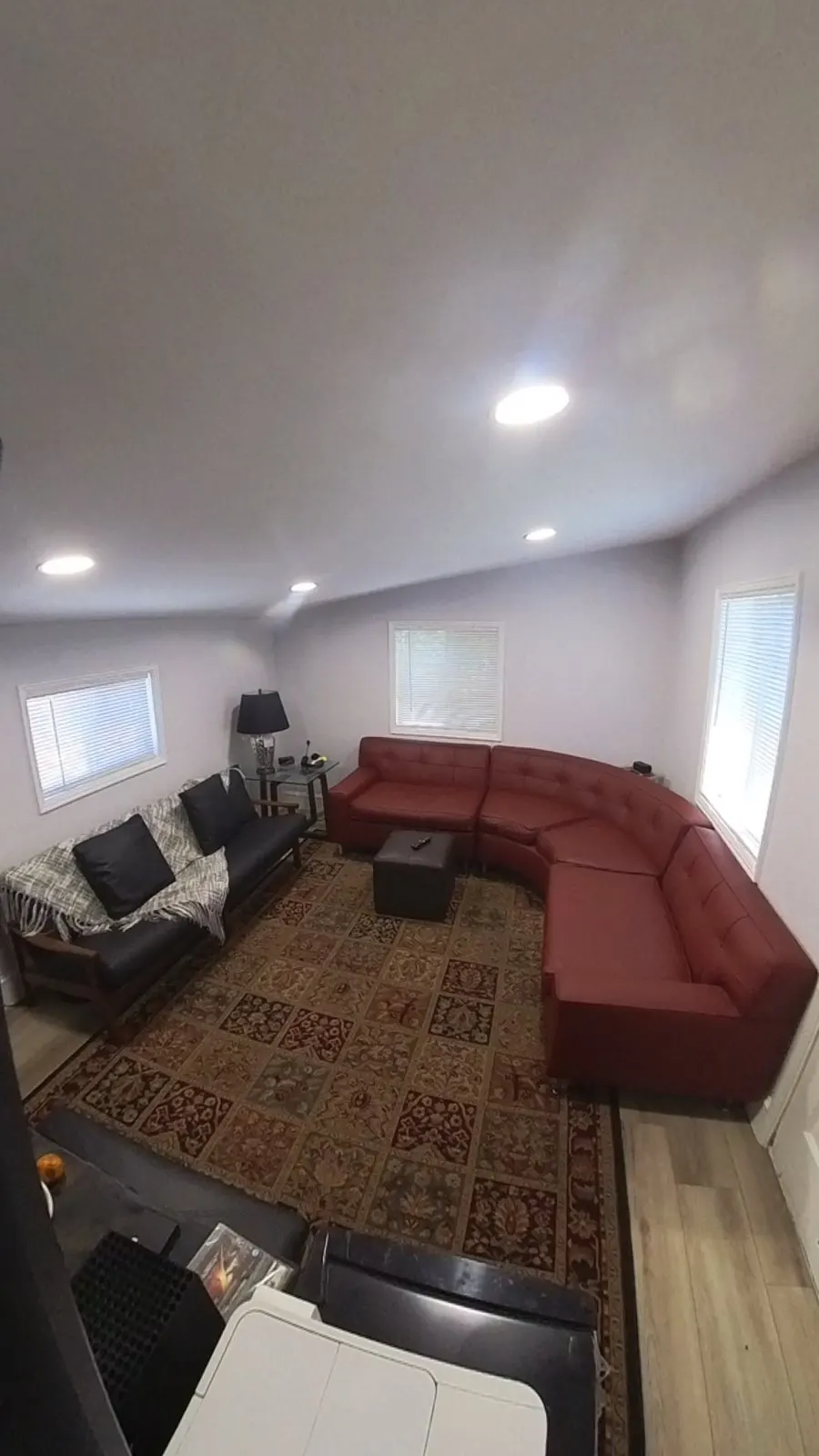Spacious 3-Bedroom Bungalow Near Chevron Richmond Refinery — photo 4